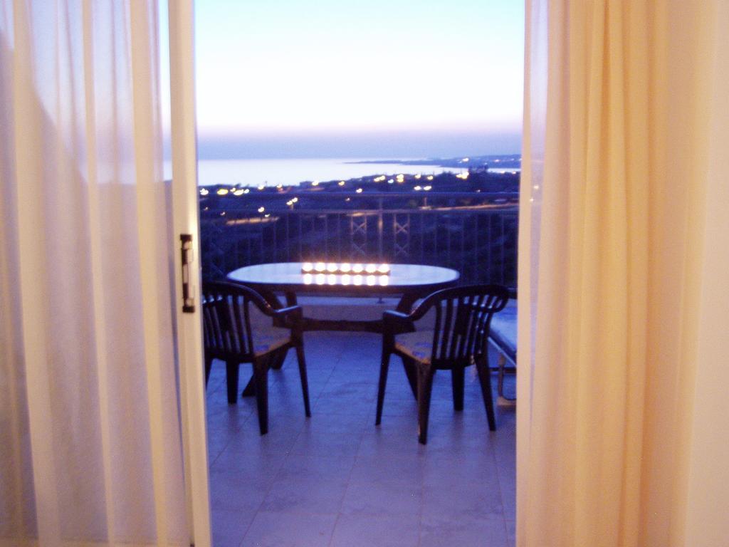 Kissonerga Sunset With Sea And Coastal Views Penthouse Apartment מראה חיצוני תמונה